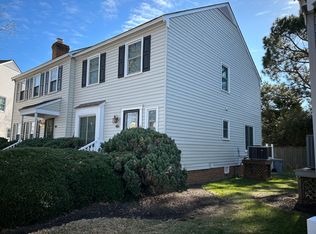 12 Capps Quarters, Hampton, VA 23669