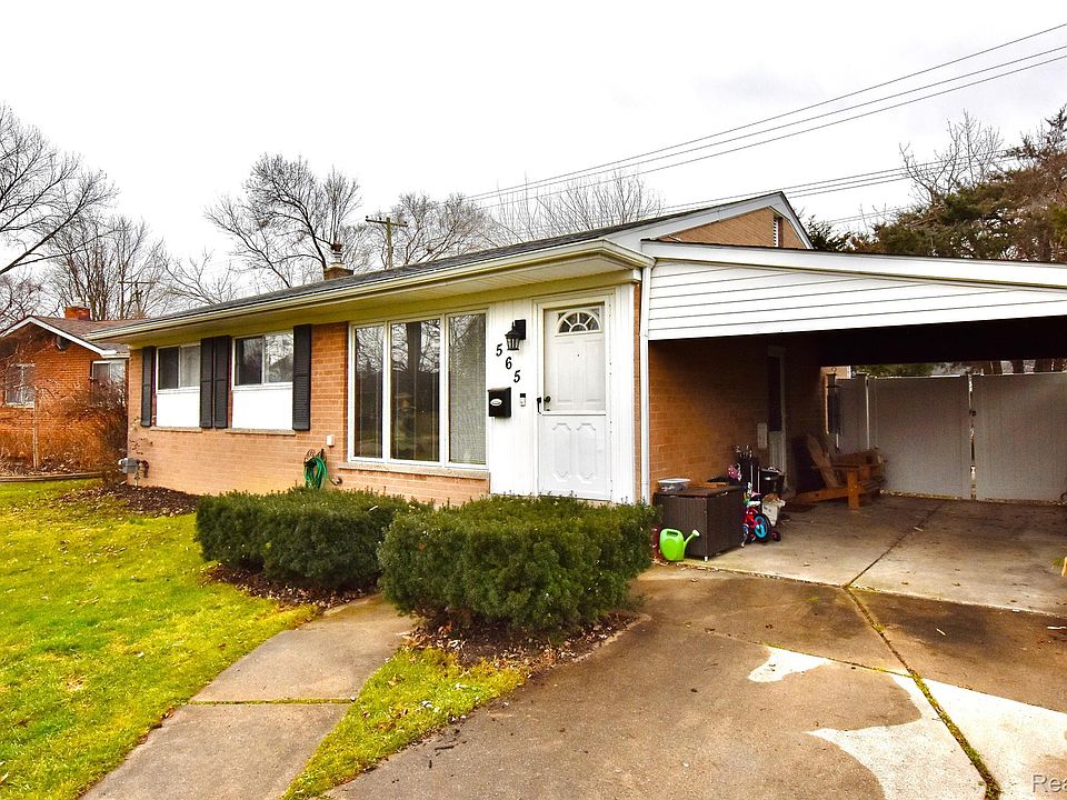 1st image of 565 Jamaica Dr