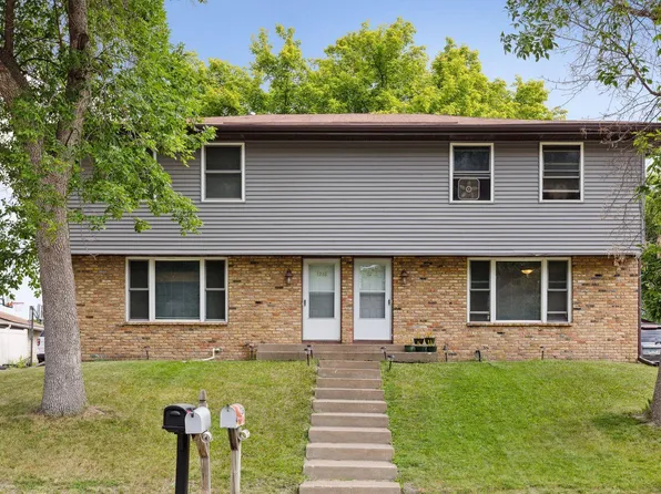 1236 Poppyseed Dr, New Brighton, MN 55112