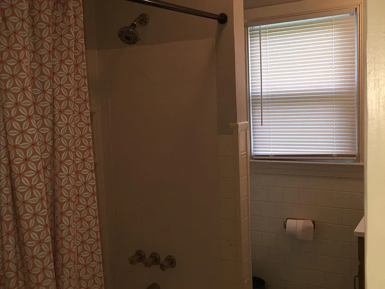 107 Johnson Dr — Photo 6