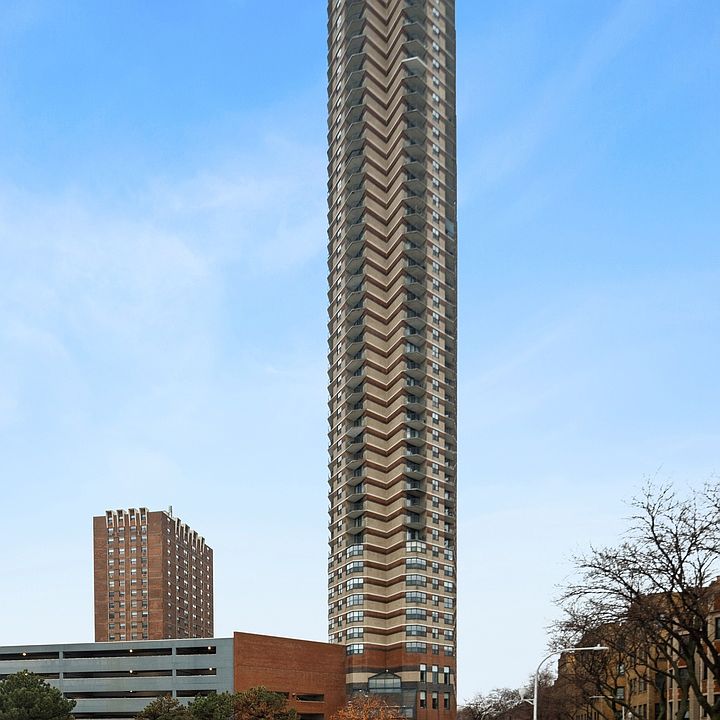 1st image of 3660 N Lake Shore Dr APT 2711