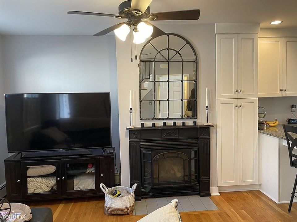 368 E St. #368 Boston (South Boston) Unit Photo 3