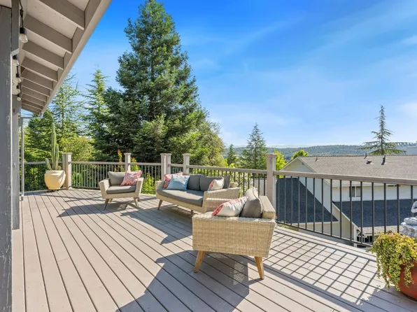 3133 Woodleigh Ln, Cameron Park, CA 95682