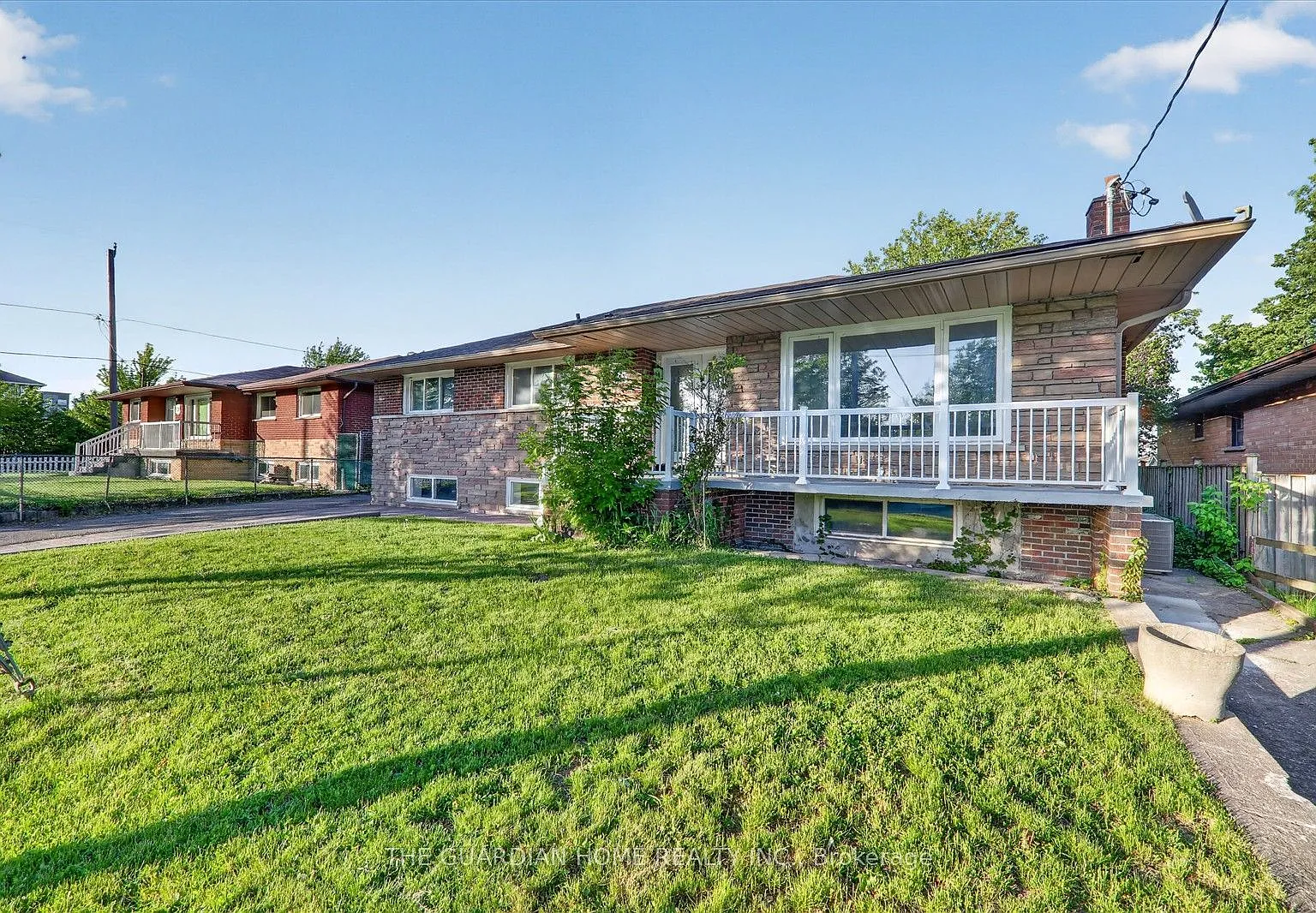 3 bed, $2,150 — Photo 2