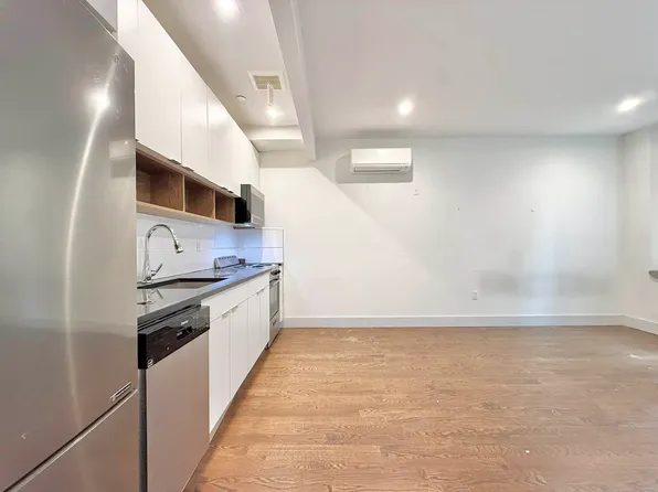 298 Ellery Street image 1 of 8