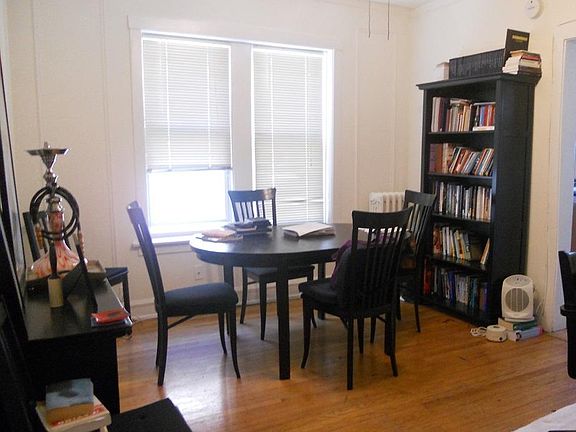 3rd image of 6418 N Newgard Ave APT 1W