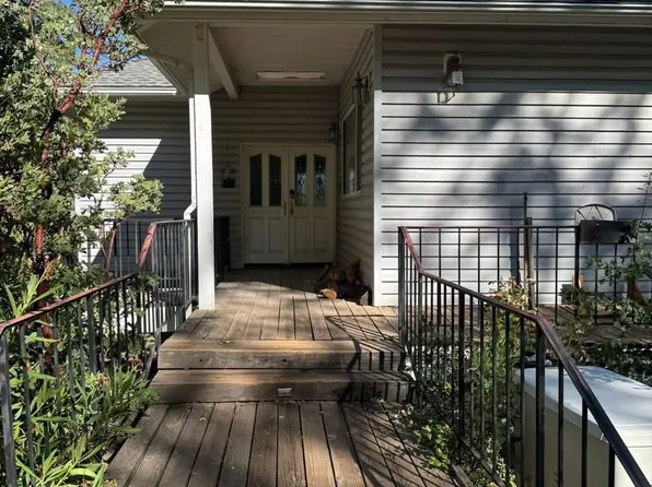 2718 Azalea Ave, Julian, CA 92036