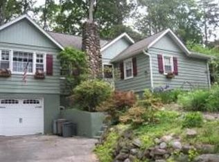 25 Cottonwood Rd, Wayne, NJ 07470