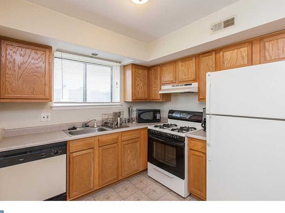 2nd image of 6224 Hilltop Dr #30