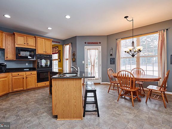 5th image of 9309 Baylor Park Ct