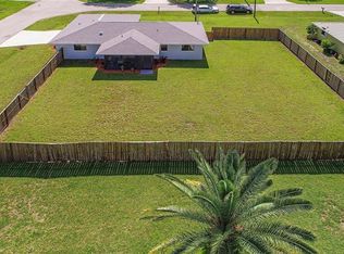 3202 SE Santa Barbara Pl, Cape Coral, FL 33914