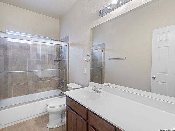5th image of 421 ELDRIDGE DR