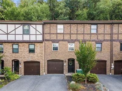 305 Newton Sq, Coraopolis, PA, 15108