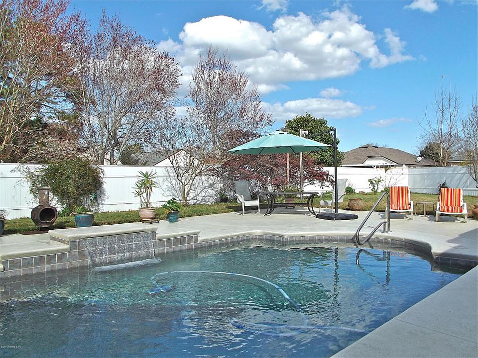 1st image of 358 Franklin Brook Ln