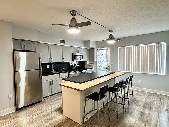 4th image of 825 N Primrose Dr APT 110
