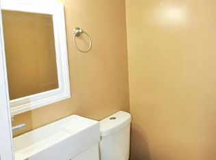 3482 Beale Ct, Woodbridge, VA 22193