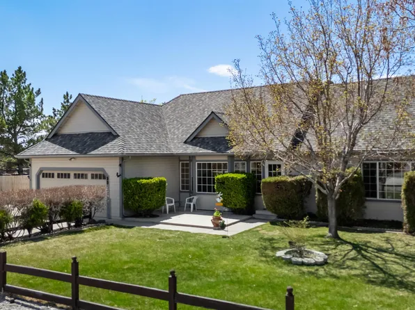 55 Stags Leap Cir, Sparks, NV 89441