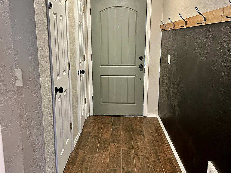 20415 Palmer Rd — Photo 4