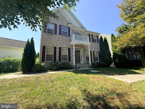 8140 Gilroy Dr, Lorton, VA 22079