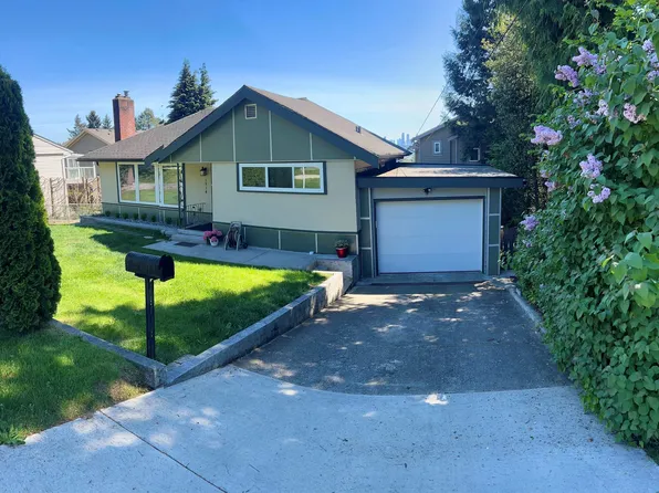 1314 Thomas Ave, Coquitlam, BC V3K 2L5