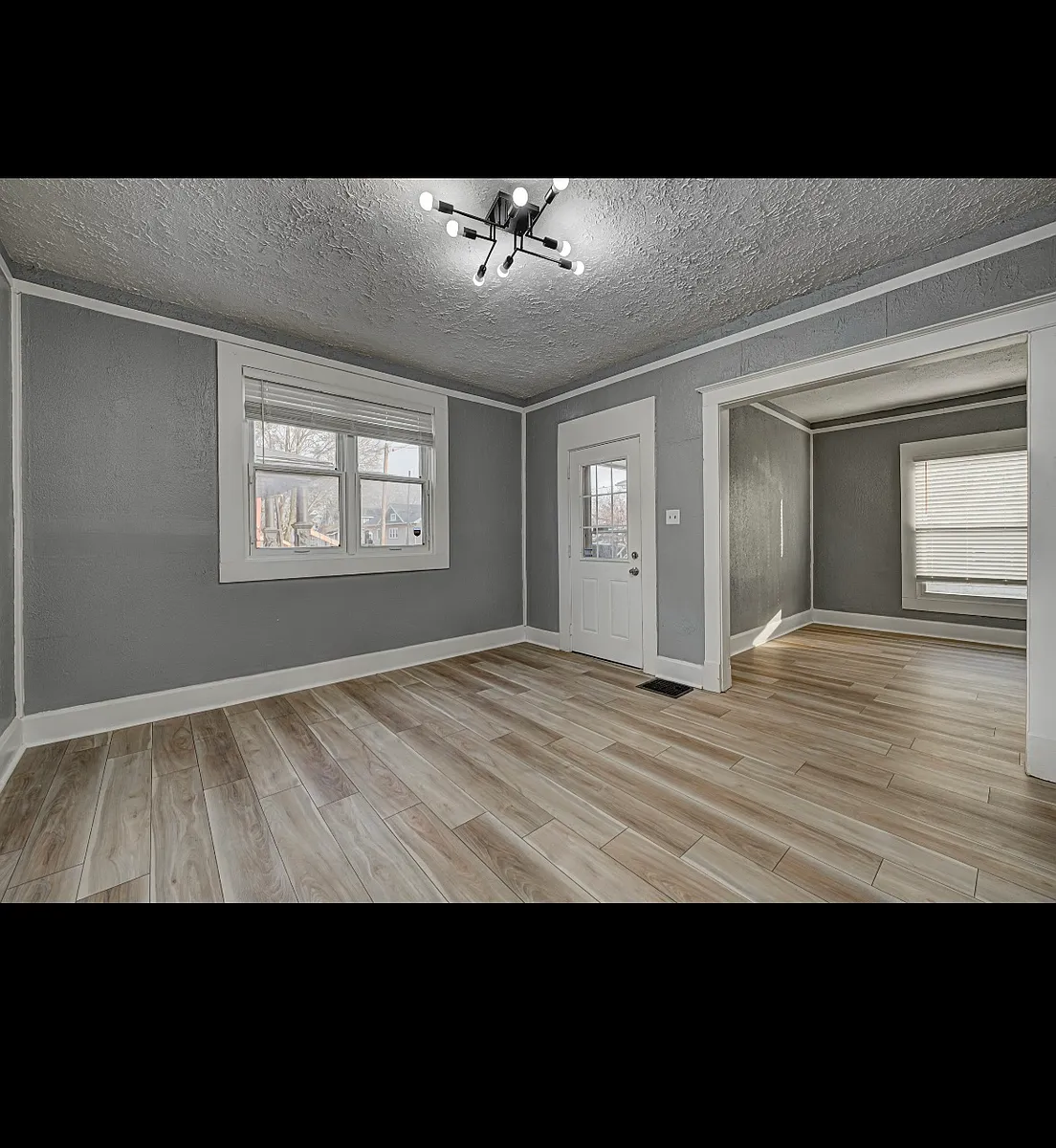 Building Photo - 814 Parkway Ave #1