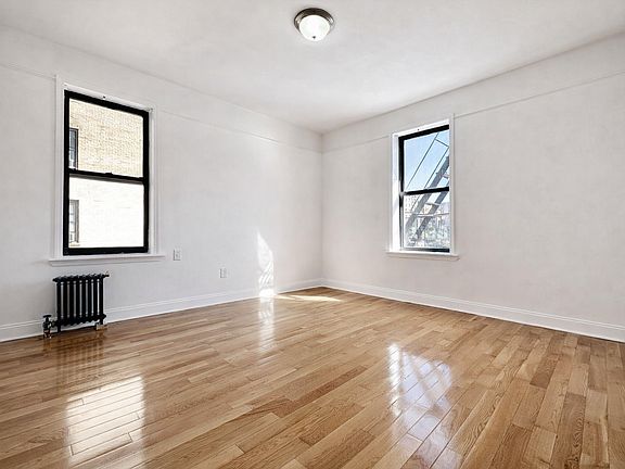 4th image of 121 Bennett Ave APT 45A