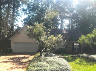 305 Edgewood Dr, Brookhaven, MS 39601