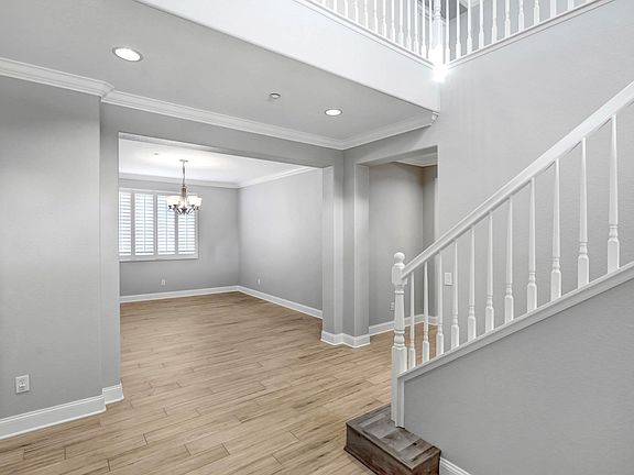 3rd image of 4783 Thornbush Way