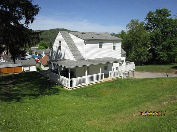 3rd image of 929 Batton Way