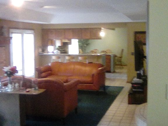 4th image of 17210 Falmouth Dr