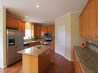 40 S Lawson Rd, Poquoson, VA 23662