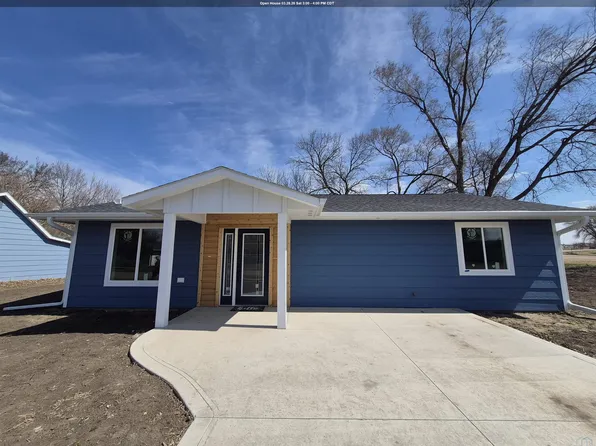 640 S 4th St, Akron, IA 51001