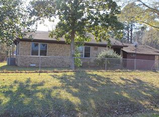 135 Robert St, Zavalla, TX 75980
