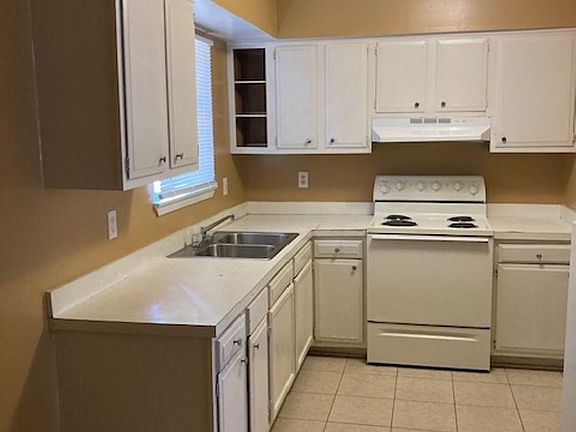 4th image of 2606 W David Dr