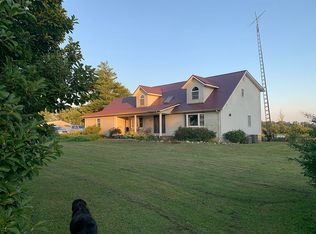 8542 Madison Ln, Bridgeport, IL 62417