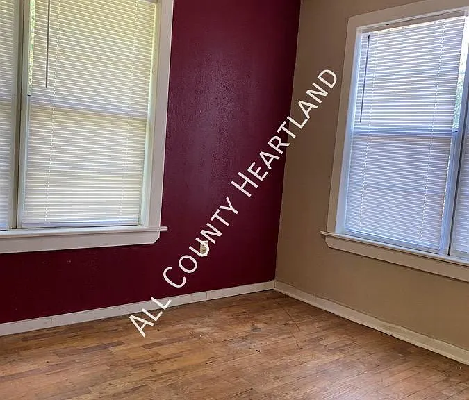 219 W Kenworthy St — Photo 7