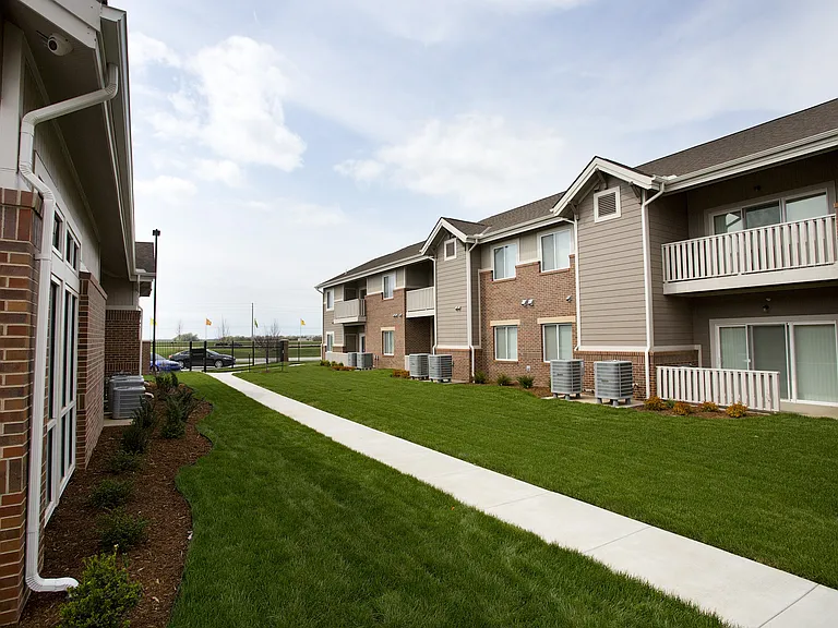 SunSTONE at Fox Ridge — Photo 15