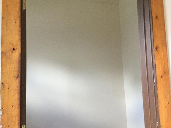 5th image of 706 S 6th Ave APT 1N