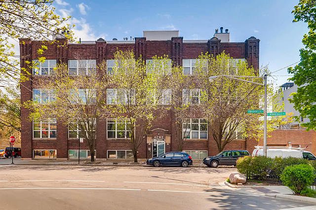 1st image of 2201 W Wabansia Ave APT 22