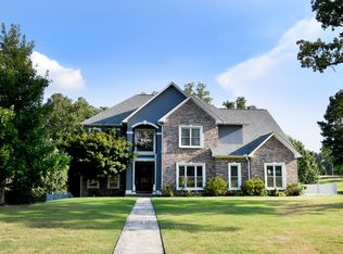 102 Ives Dr, Hot Springs, AR 71913