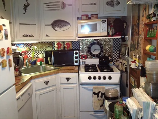 Rented by Marc Magid, Landlord | media 17