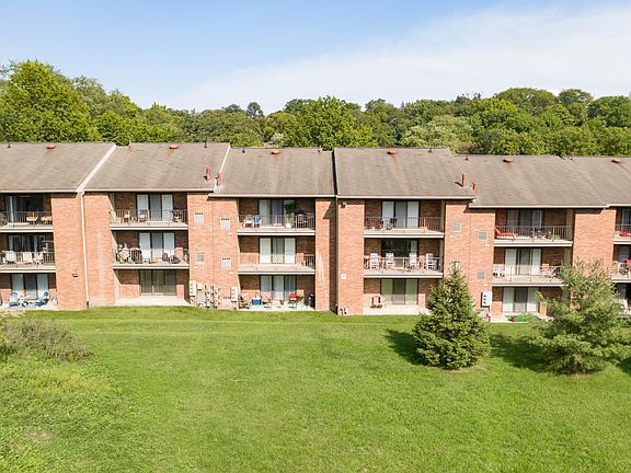 4th image of 7500-7534 Penn Bridge Ct