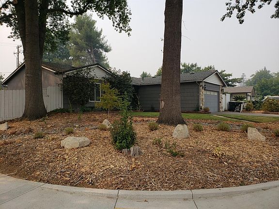 3rd image of 2201 W La Loma Dr