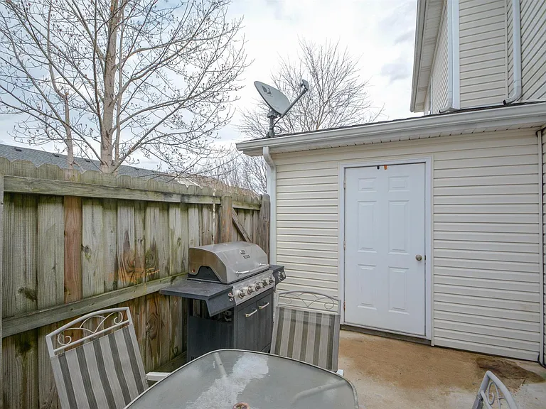 344 Arapaho Dr — Photo 14