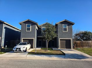 6838 Lakeview Dr, San Antonio, TX 78244