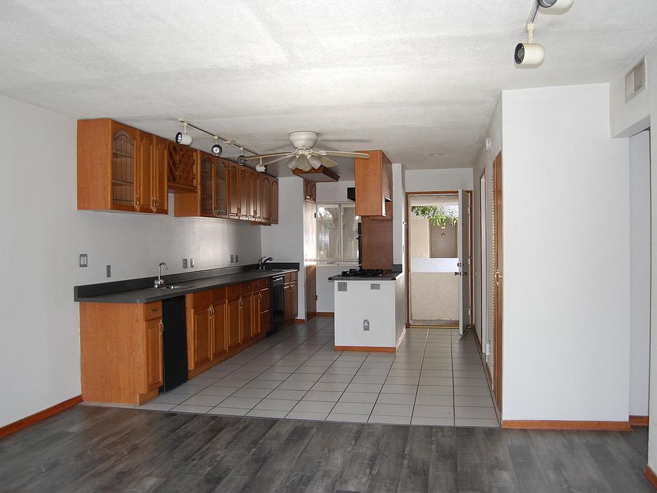 1st image of 20134 Leadwell St Unit 267