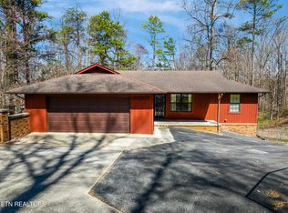 9419 Jim Loy Rd, Strawberry Plains, TN 37871