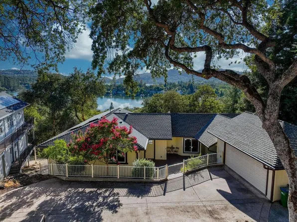 13894 Hemlock Dr, Penn Valley, CA 95946