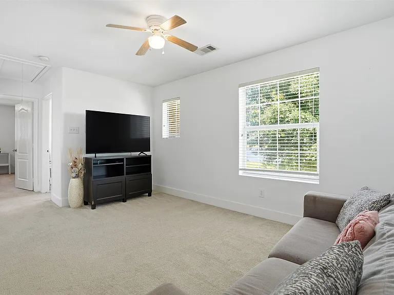 14410 Long Meadow Dr — Photo 24