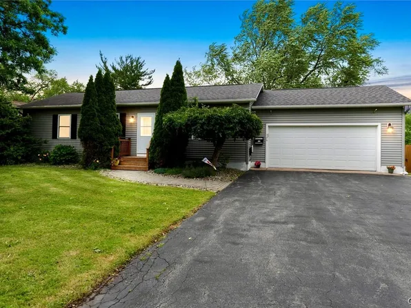 326 Richfield Blvd, Syracuse, NY 13211